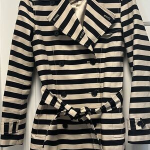 Banana Republic women's trench coat